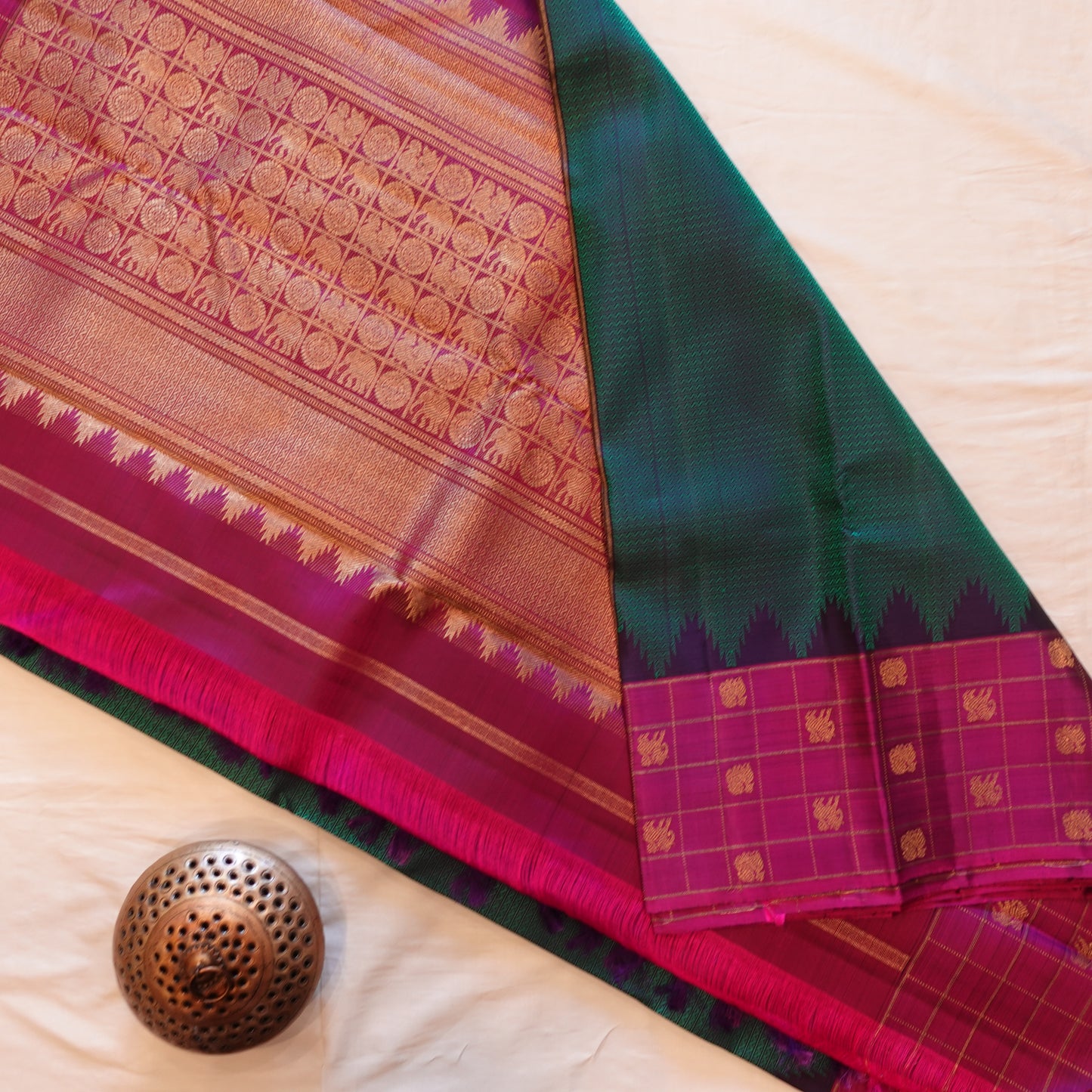 VAADIYAAN | Green Pure Silk Korvai Kanjeevaram Saree with Bright Magenta Border