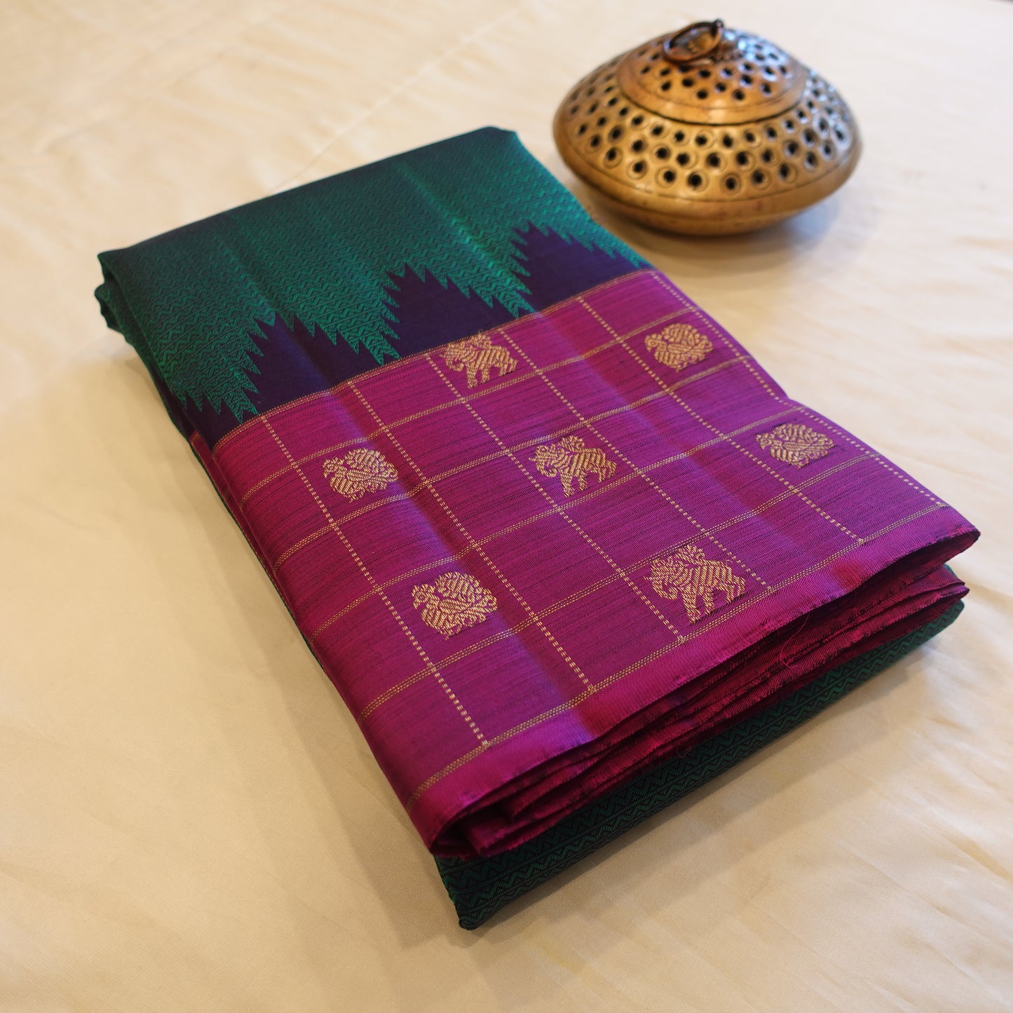 VAADIYAAN | Green Pure Silk Korvai Kanjeevaram Saree with Bright Magenta Border